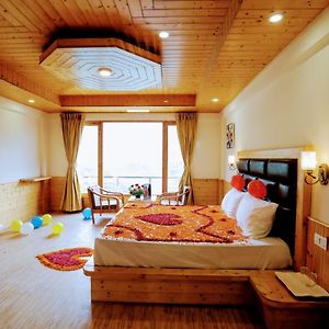 Double Room Mountain View